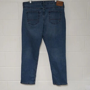 IZOD/5 pocket/Stretch comfort/Straight leg/ Denim jeans
